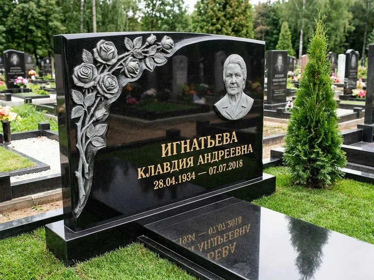 Памятник с барельефом — выполненная работа 45 в Оренбурге
