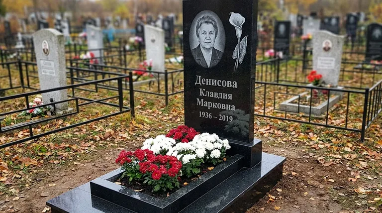 Памятник с гравировкой калл — выполненная работа «Денисова» в Оренбурге