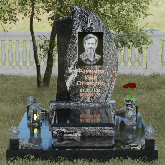Гранитный светский вертикальный памятник в Красноярске, гранит амфиболит, вид 2