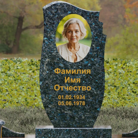 Мемориал с асимметричной стелой — волной, гранит Блю Перл, в Краснодаре