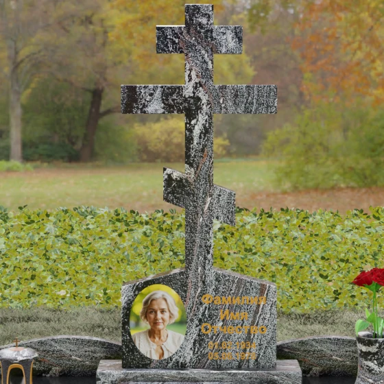 Вертикальный Гранитный памятник с крестом в Перми, гранит амфиболит