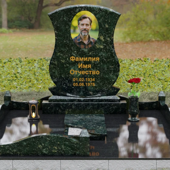 Гранитный одиночный памятник в Оренбурге, гранит Балтик грин, вид 2