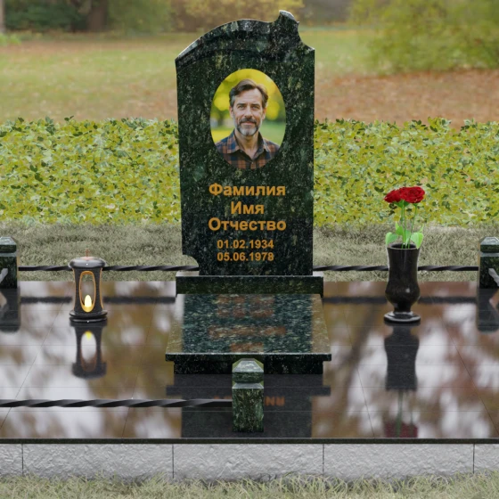 Светский вертикальный гранитный памятник в Набережных Челнах, гранит Балтик грин, вид 2