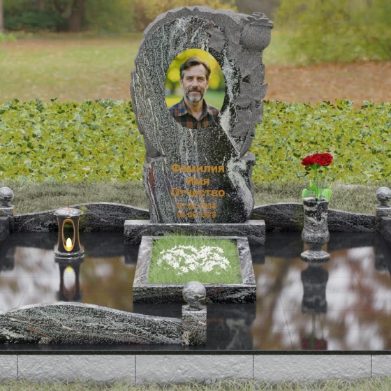 Светский гранитный памятник вертикальный в Кемерово, гранит амфиболит, вид 2