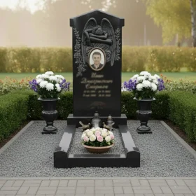 Мемориальный комплекс с гранитным вертикальным памятником - ПН132