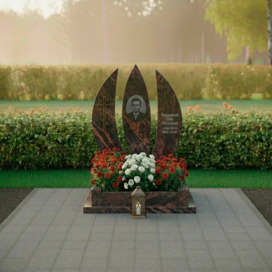 Элитный гранитный памятник с крестом в Салехарде, гранит Дымовский