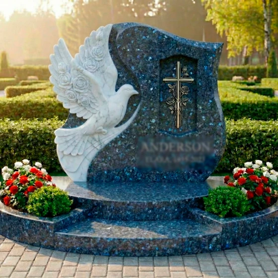 Вертикальный гранитный памятник с крестом в Оренбурге, гранит Блю Перл