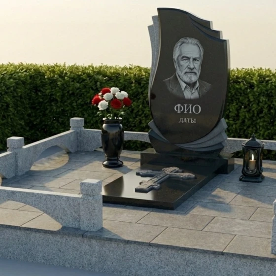 Православный гранитный мемориал с крестом в Оренбурге, гранит Габбро-диабаз
