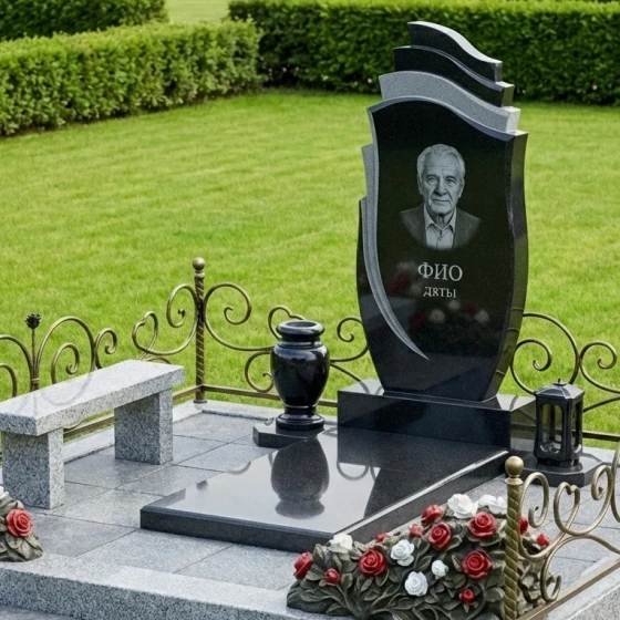 Светский мемориал из гранита и металла в Оренбурге, гранит Габбро-диабаз