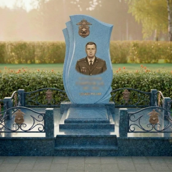 Вертикальный светский гранитный памятник с комплексом в Новокузнецке, гранит Блю Перл